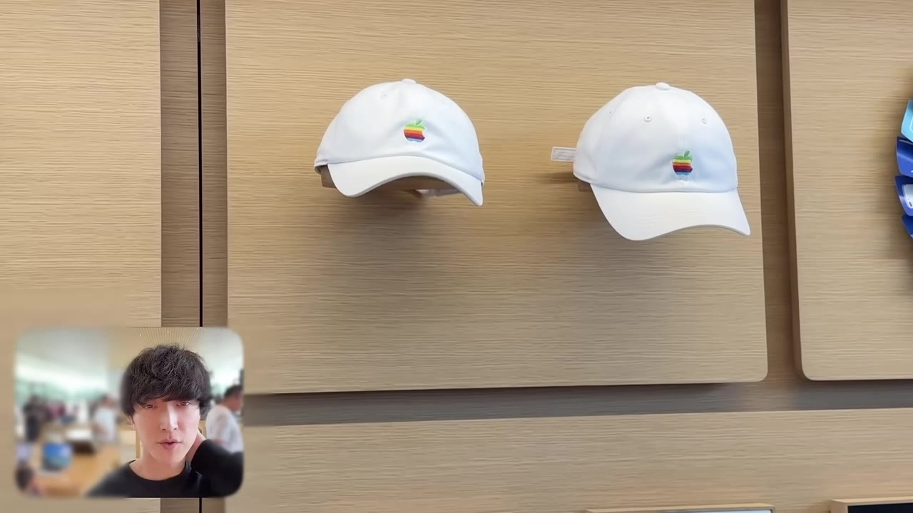 ここでしか買えないAppleキャップ