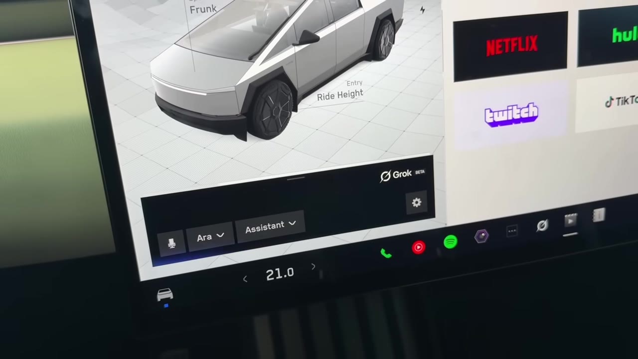 車載AI「Grok」と会話